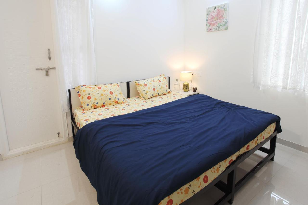 Qualtems Guest House-With Ac Options Bangalore Exteriör bild