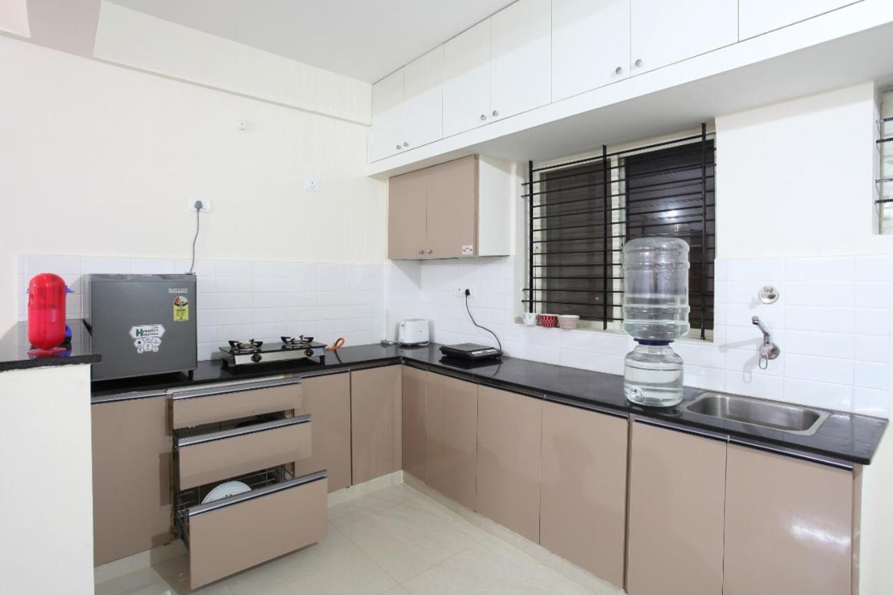 Qualtems Guest House-With Ac Options Bangalore Exteriör bild